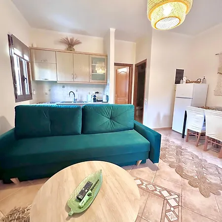 Апартаменты Stacy's House