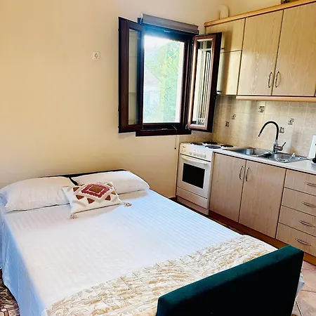 Stacy's House カラブリタ