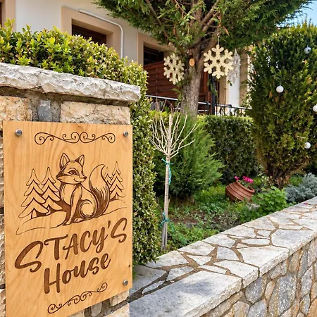 Stacy's House * Kalavryta